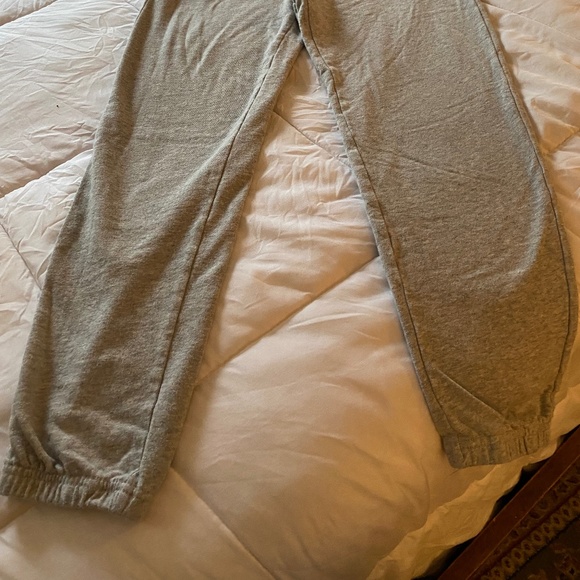 Joggers - Picture 4 of 4